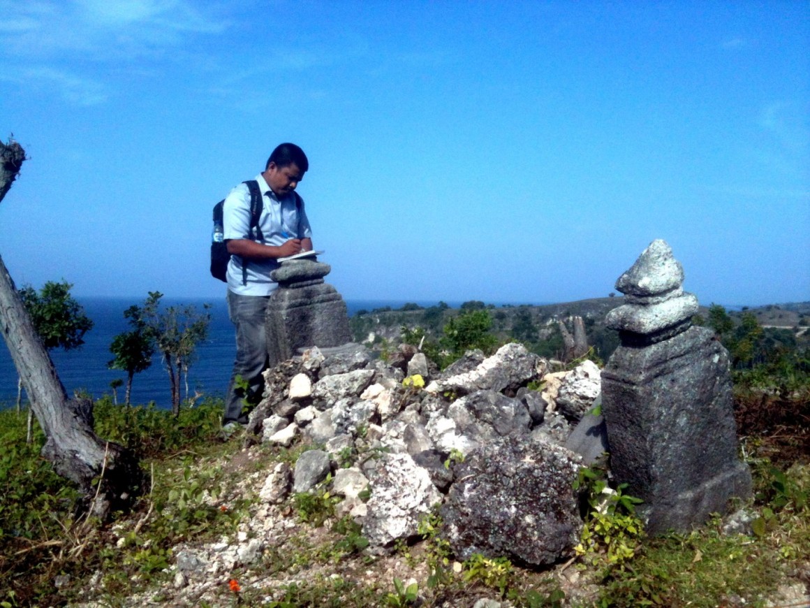 Situs makam kuno yang terletak di perbukitan lamreh