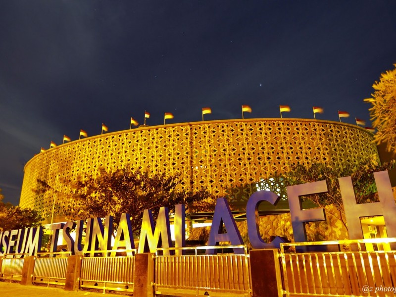 Museum Tsunami Aceh (foto by : Glory-travel.com)