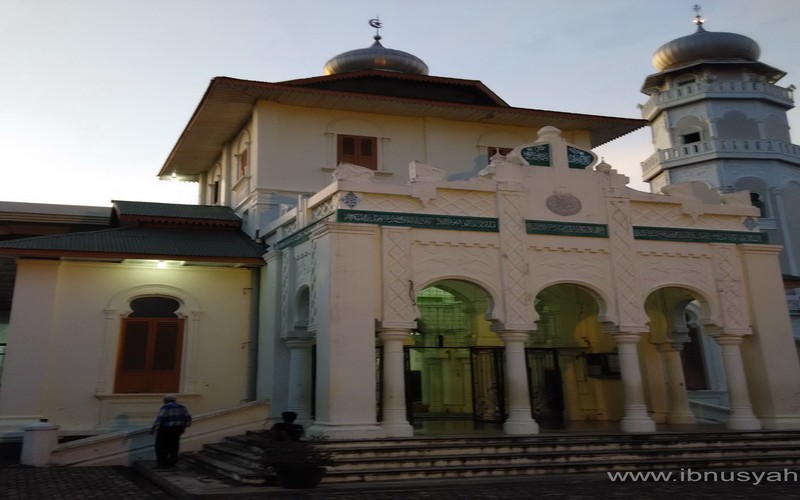 Masjid Baiturrahim Aceh